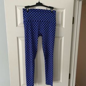 K-Deer sneaker length leggings